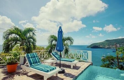 Princess Margaret Bay Apartamento | Two Bedroom Beachview Apartment w/Pool