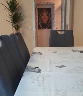 Triberg im Schwarzwald Apartamento | Two-Bedroom Apartment near Triberg Waterfall