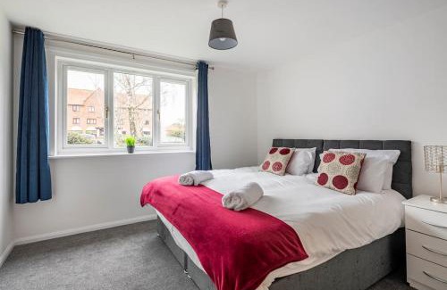 Colchester Apartamento | Two bedroom flat near Colchester Hospital with free parking and internet