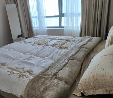 Al Majaz Apartamento | Two bedroom for big families and groups