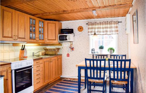 Rorvik Casa | Two-Bedroom Holiday Home In Rorvik