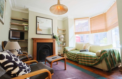 Southville Apartamento | Two bedroom house in Southville