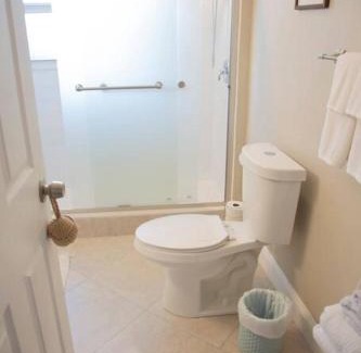 Lake Worth Casa | Two bedroom ranch with private deck close to beach