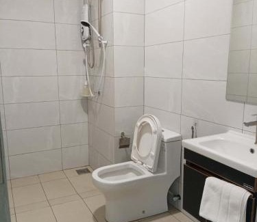 Malacca City Apartamento | Two Bedroom Seaview Amber Cove