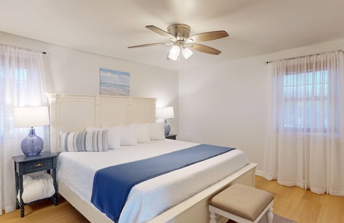 Lower Township Hotel | Two-Bedroom Suite for the Ultimate Family Vacation