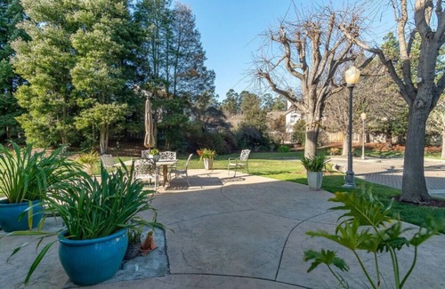 Salinas Casa | Two Bedroom Suite in Mansion near Monterey Carmel