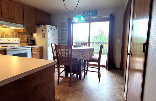 Holiday Island Condominio | TWO BEDROOM, TWO BATH CONDO LOCATED ON THE ISLAND!