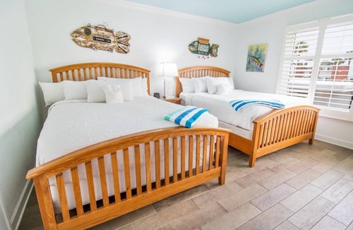 Litchfield by the Sea Hotel | Two Bedroom Two Queen and One King, Sleeps 6