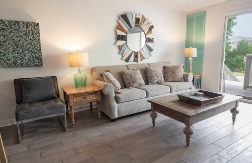 Litchfield by the Sea Hotel | Two Bedroom Two Queen and One King, Sleeps 6
