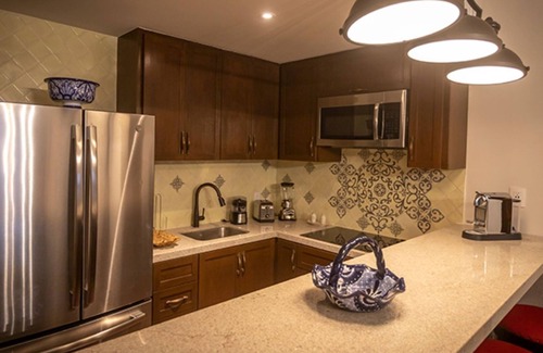 El Rosarito Villa | Two Bedroom Vista Suite - VISTA ENCANTADA RESORT, SPA & RESIDENCES - Breakfast Included by RedAwning