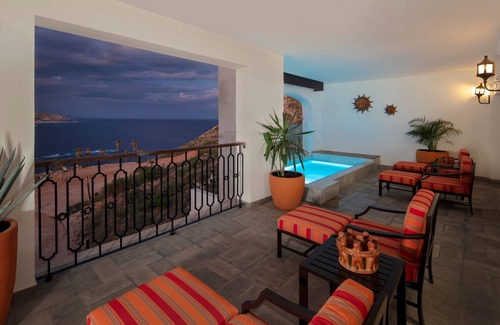 El Rosarito Villa | Two Bedroom Vista Suite - VISTA ENCANTADA RESORT, SPA & RESIDENCES - Breakfast Included by RedAwning