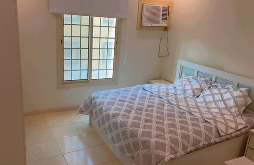 Al Faisaliyah Apartamento | Two bedrooms and living room apartment
