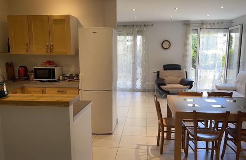 Aix-les-Bains City Center Apartamento | Two bedrooms: bright, spacious and quiet right in the center of town