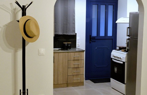 Kanala Casa | Two bedrooms house 2 min from three beaches!
