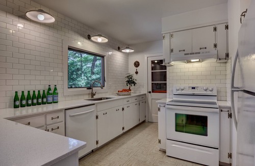 Highlands Casa | ¡DOS BLOQUES DE ST PRINCIPAL! 5 BDRM / 3 BA, WiFi. HD