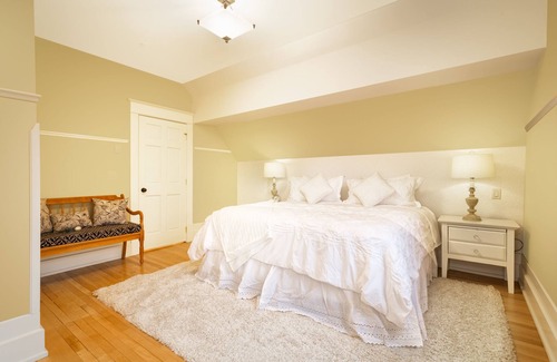 South Central Condominio | A dos cuadras del lago!