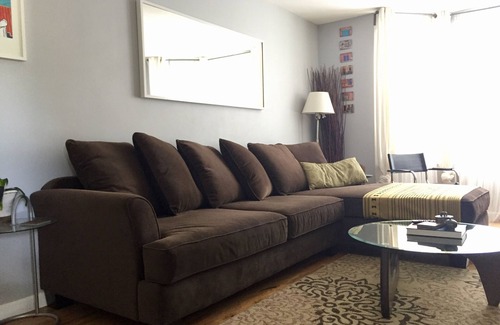 Newark Apartamento | Dos cuadras para entrenar, viaje de 20 minutos a Nueva York @ Newark Broad St