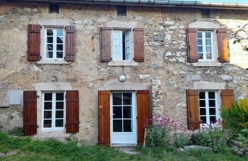 Pardailhan Casa | Two character houses in a hamlet with swimming pool and large garden