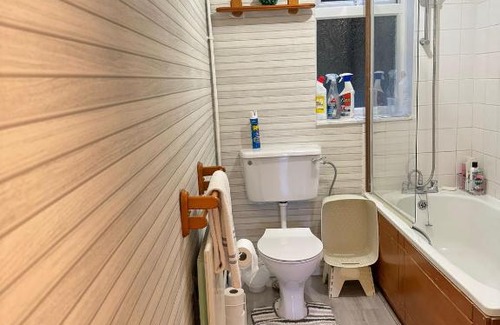 Farnham Apartamento | Two Double Bedroom Maisonette with rear garden.