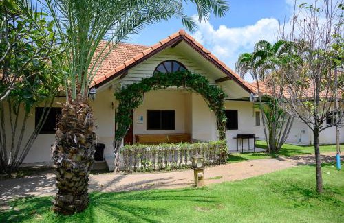 Si Racha Casa | Two Fifty Nine Resort 259 Resort
