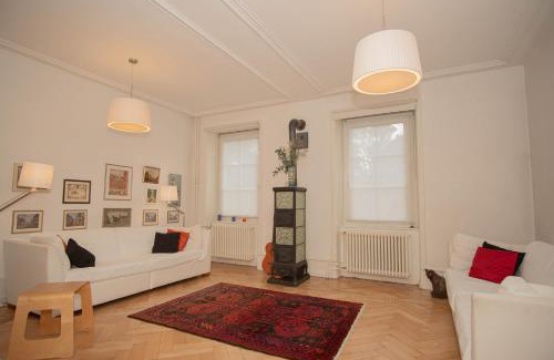 Basilea Apartamento | Two Floor Apartment with Garden & BaselCard