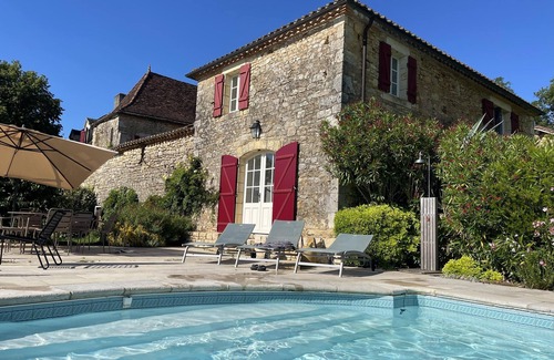 Soturac Casa | Two gites on exceptional estate with two pools