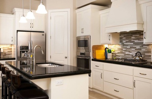 Washington Casa | 5 dormitorios y 3 1/2 baños - Casa de pueblo de lujo en COLORLAND