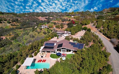 Fallbrook Villa | Two Hilltop Villas with Pool Oasis, Views and Avocado Grove