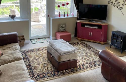 Rathmell Casa | Two Hoots