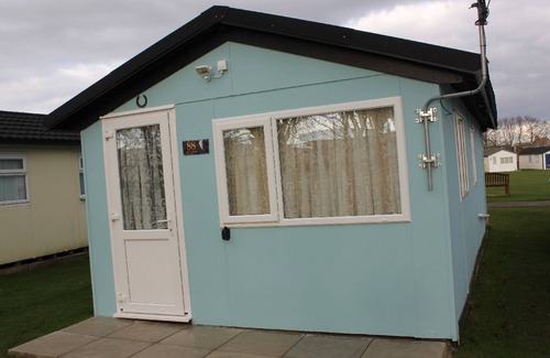Mundesley Chalet De Esquí | Two Hoots es un chalet encantador y elegante ubicado en Mundesley.