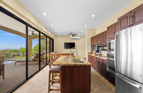 Coco Casa | Two King Suites - Ocean Views - Private Pool