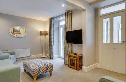 Coniston Casa | Two Lake View