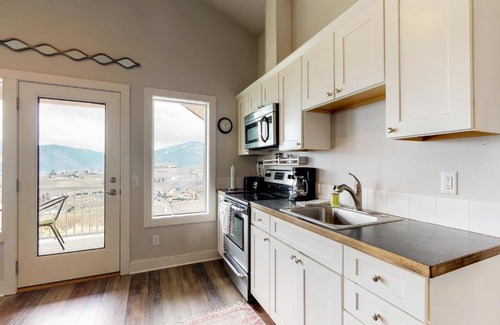 Manson Casa | Two Lakes Loft