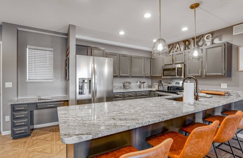 Lake Ozark Condominio | Two Master Suites with Lake View
