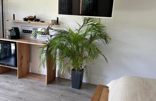 Boxgrove Casa | Two miles from Goodwood