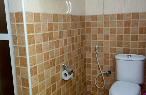 Arusha Cabina | Two Mountains Lodge Block B7