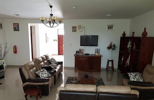 Arusha Cabina | Two Mountains Lodge