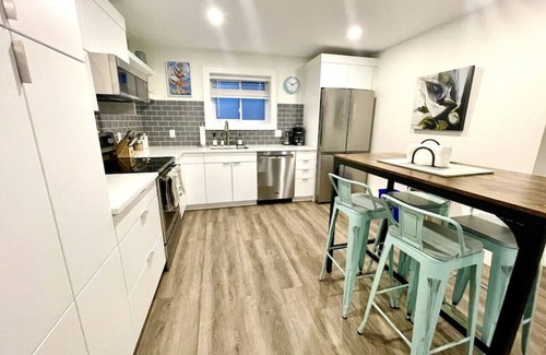 Meaford Apartamento | Two Private Pet Friendly Suites at Hills Meaford