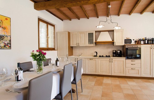 Po' Bandino Villa | CASA FEBEA - VILLA PRIVADA TOSCANA CON PISCINA CLIMATIZADA E IGLESIA