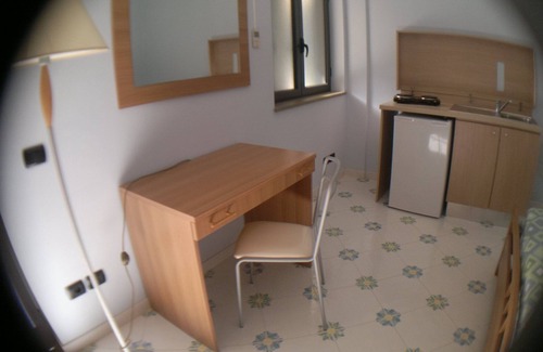 San Severino Apartamento | Apartamento de dos habitaciones con un patio a pocos pasos de Palinuro y en el campo Cilento