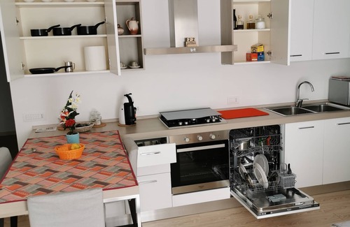 Madonna di Tirano Apartamento | APARTAMENTO DE DOS HABITACIONES con plaza de aparcamiento