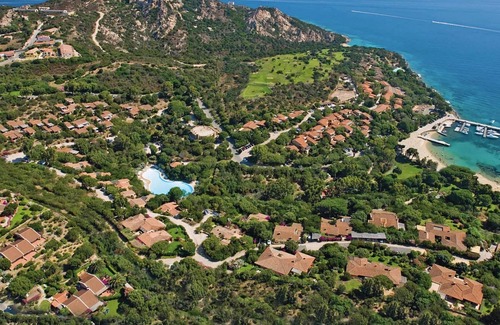 Capo d'Orso Apartamento | Apartamento de dos habitaciones con vistas al mar Complejo Il Mirto Delphina en Palau