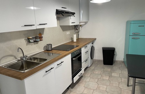 Stains Casa | two-room non-smoking house with all comforts