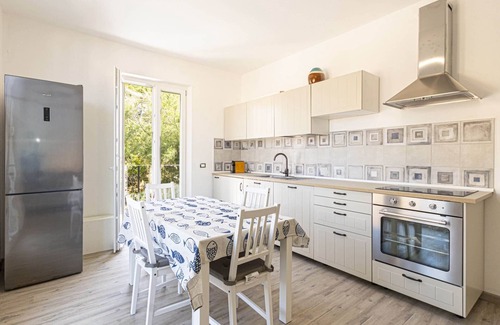 Pomonte Apartamento | Two-room sea view apartment, Wi-Fi air conditioning Three minutes from the sea