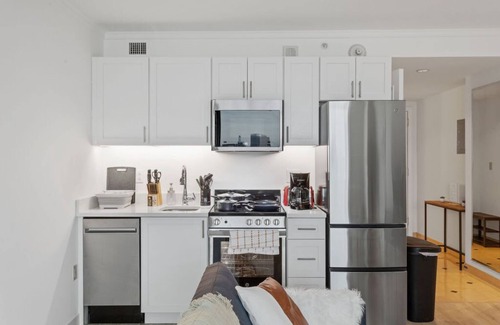 Atlantic City Apartamento | TWO Separate Bold Ocean Front CozySuites