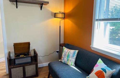 Southeast Salem Apartamento | Two side-by-side apartments