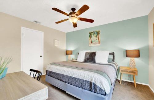 Lynn Haven Casa | Two Spaces in One Main House and Guest House 25 Min to PCB