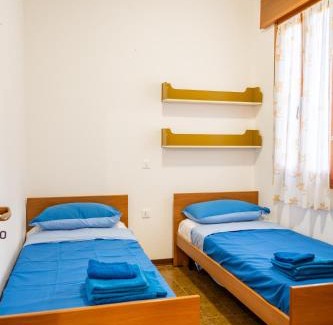 Lido Adriano Apartamento | Two steps from the sea Puccini seahouse
