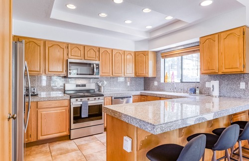 Truckee Casa | Two-Story Home w/Two Decks & Fireplaces, Private Hot Tub & Mountain Views