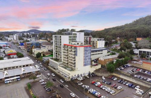 Gosford Apartamento | Two-Story Penthouse Apartment